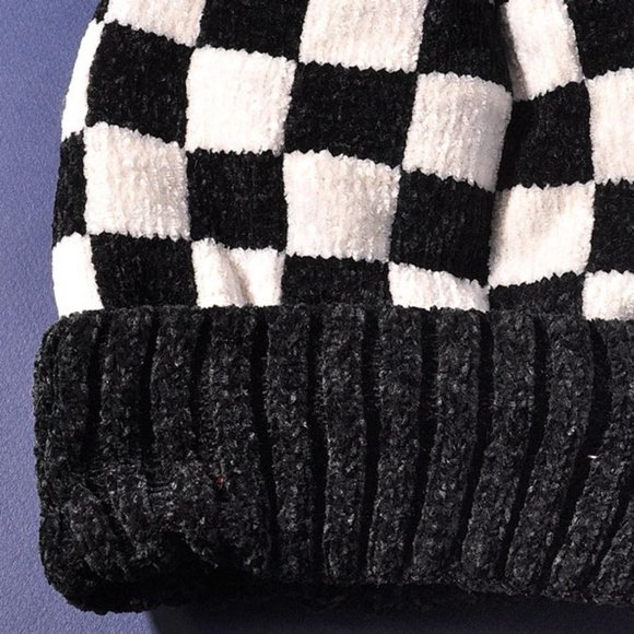 NEW Checkerboard Checked Super Soft Velour Cozy Fleece Lined Pom Pom Beanies Hat - Picture 4 of 11